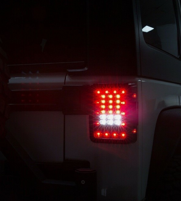 მაშუქი WRANGLER 2007-2017 (EUROPE) (კომპლექტი)